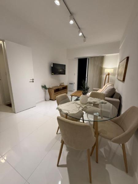 Depto 3 amb, 55m² con 2 patios reciclado — Plaza Colón