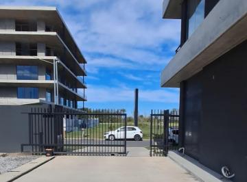 Oficina comercial · 36m² · 1 Ambiente · 1 Cochera · Venta de Oficina en Fisherton con Cochera. Tierra Nueva. Posesion Inmediata