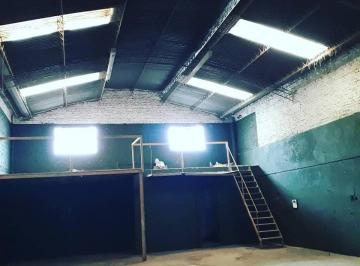 Bodega-Galpón de 11 ambientes, Rosario · Galpón de 220 m² y Casa en Planta Alta en Alquiler, Distrito Sudoeste