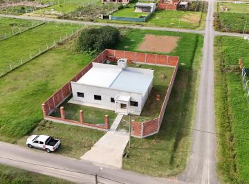 Terreno · 140m² · 4 Ambientes · Casa a Terminar en Venta, con Terreno de 600 m², en Barrio La Campiña. Zarate