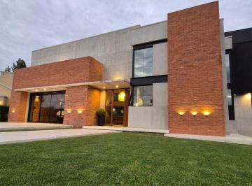 Casa de 1 ambiente, Mendiolaza · Casa 3 Dorm. - Finca del Sol