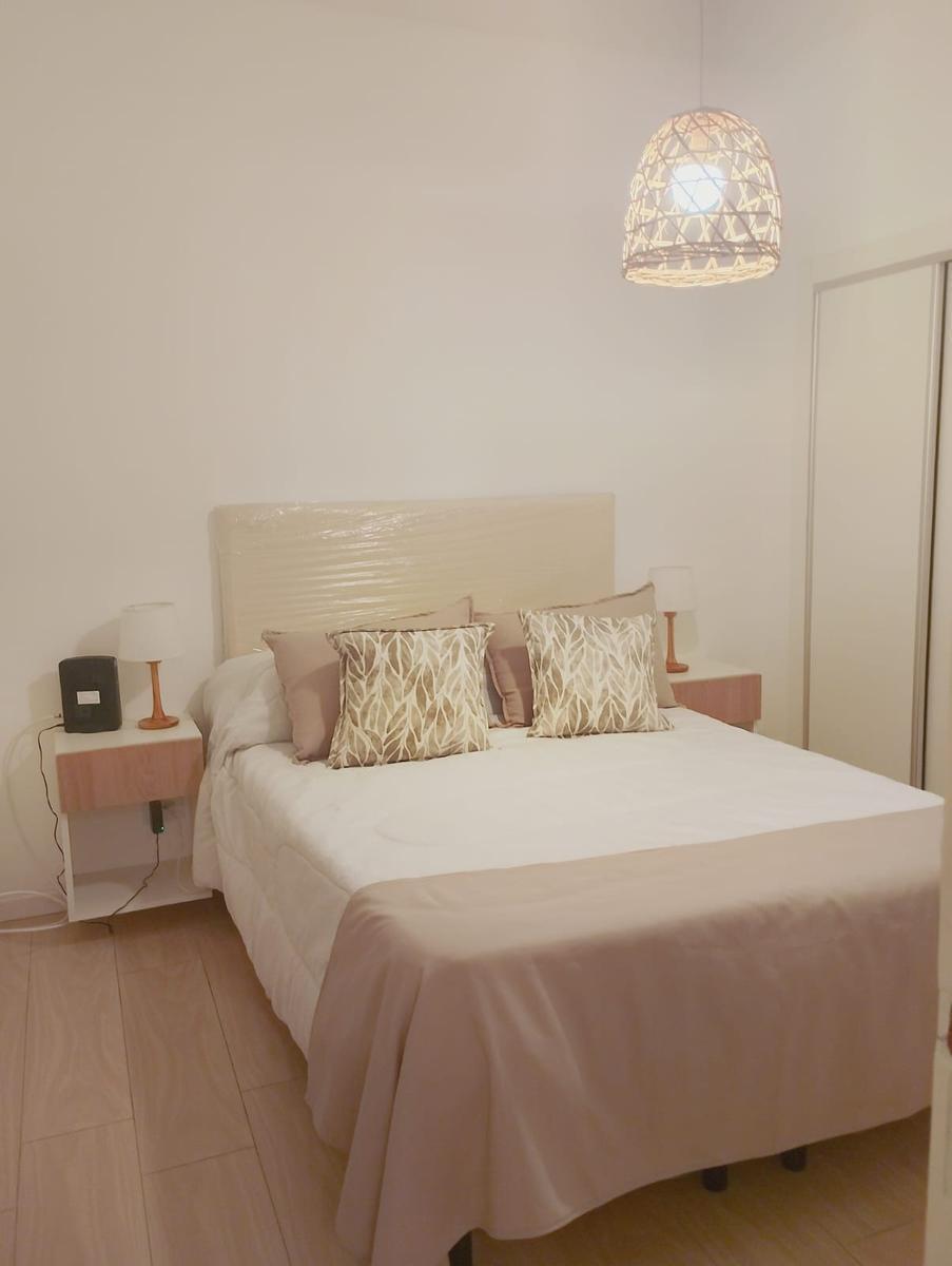 Depto 2 amb, 26m² reciclado en Centro con muebles