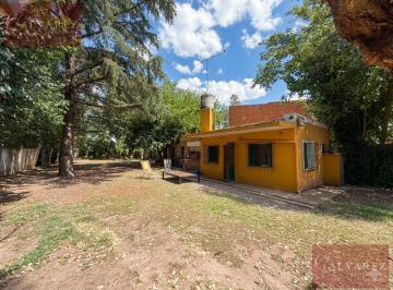 Casa · 55m² · 2 Ambientes · 4 Cocheras · Venta de Casa en Garin, Gran Lote, Terreno, Oportunidad