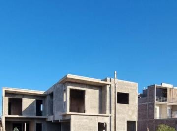 Departamento de 4 ambientes, Villa Nueva · Departamento Planta Baja, en Barrio Privado Rincón Veneto