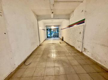 Local comercial · 50m² · Local. a La Calle. Belgrano 3400. Alquiler.