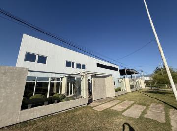 Oficina comercial · 600m² · 6 Ambientes · Oficina Comercial de 600 m² en Alquiler en Rafaela
