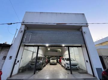 Local comercial · 240m² · Local Comercial en Alquiler. 131 E/ 60 y 61