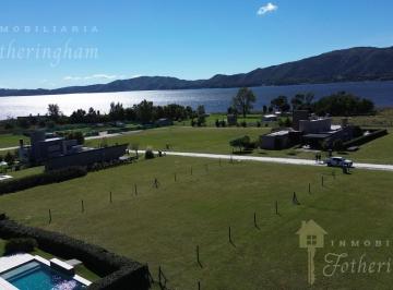 Terreno · 1216m² · Lote en Venta en Exclusivo Loteo con Vista Al Lago y a Las Sierras| Bª Puerto del Aguila| Potrero de