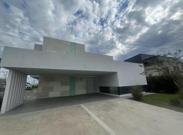 Casa · 400m² · 5 Ambientes · 3 Cocheras · Casa - Nuevo Quilmes