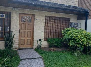 Casa de 4 ambientes, Avellaneda · Venta Hermosa Casa en 2 Plantas de 4 Ambientes, Acepta Permuta por Otra Propiedad de Menor Valor