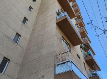 Departamento de 2 ambientes, Lanús · Alquiler Dos Ambientes Al Frente en Remedios de Escalada