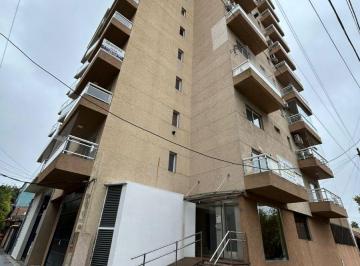 Departamento de 2 ambientes, Lanús · Alquiler Dos Ambientes Al Frente en Remedios de Escalada