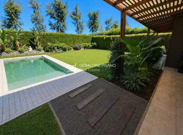 Casa · 129m² · 4 Ambientes · 1 Cochera · Casa Chalet en Venta en Villanueva, Tigre, G. B. a. Zona Norte