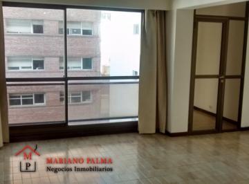 Departamento · 50m² · 2 Ambientes · Amplio Depto de 2 Amb con Cochera