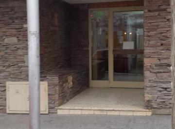 Departamento · 60m² · 3 Ambientes · Vende Neuquen Centro Dpto 2 Dormit
