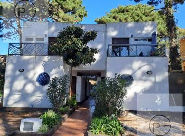 Departamento · 50m² · 2 Ambientes · 1 Cochera · Venta de Duplex 2 Ambientes con Patio y Parrilla, Zona Duplex Pinamar