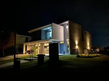 Casa Alquiler 900m² de 6 ambientes · Casa Avalon Amueblada Alquiler Anual o por Temporada