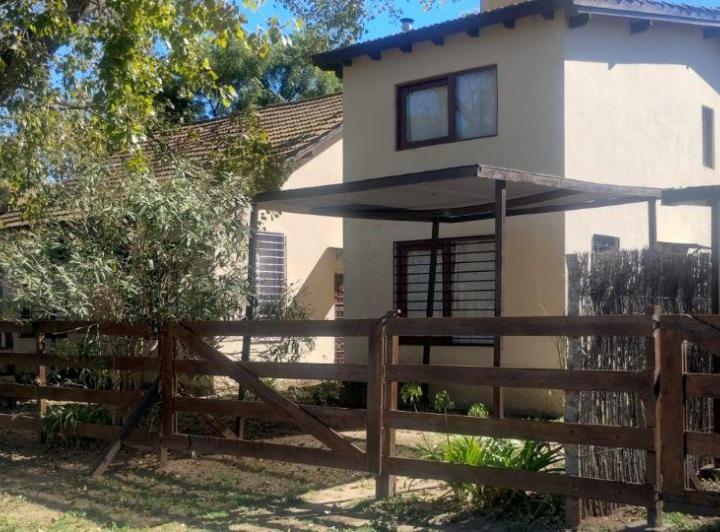 Casa · 150m² · 7 Ambientes · 3 Cocheras
