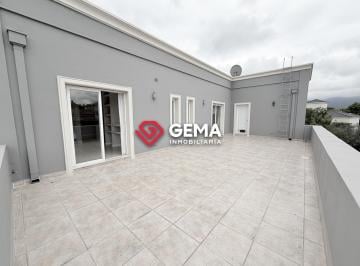 Casa · 410m² · 14 Ambientes · 4 Cocheras · Casa en El Tipal