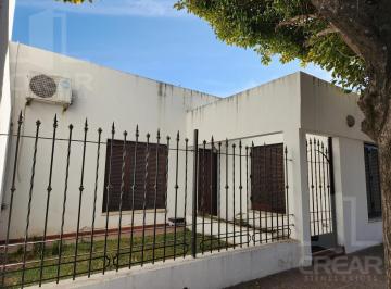 Casa · 172m² · 6 Ambientes · 1 Cochera · Casa 3 Dor en Monserrat 2400 Bº Crisol Sur