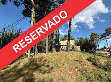 Terreno · 216m² · Terreno en Venta en Ostende, Pinamar.