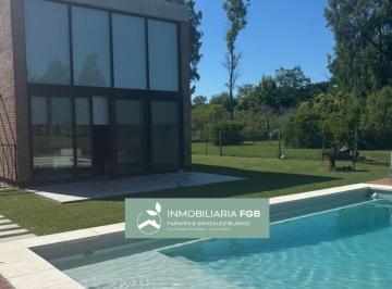 Casa · 184m² · 4 Ambientes · 4 Cocheras · Casa en Venta en San Sebastian - Area 12 | Pilar | 3 Dorm. | Escritorio | Pileta
