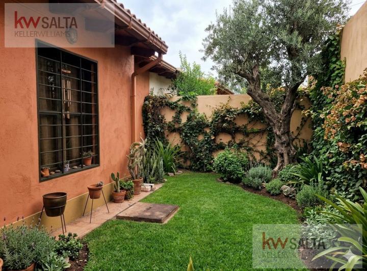 Casa · 57m² · 3 Ambientes · 1 Cochera