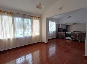 Casa · 107m² · 3 Ambientes · 1 Cochera · Casa en Venta 2 Dorm. Bº Marquez de Sobremonte