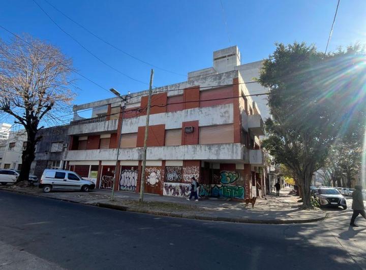 Departamento · 90m² · 4 Ambientes · 1 Cochera