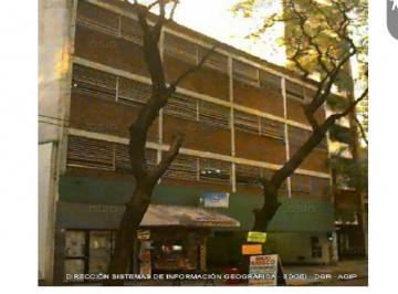 Garage 10m² Venta · Cochera Belgrano a m Cabildo y V. del Pino