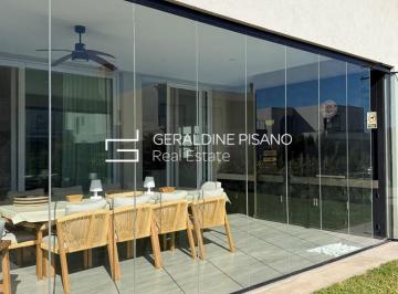 Casa · 240m² · 7 Ambientes · 1 Cochera · Casa en Alquiler en Carpinchos, Nordelta, Tigre