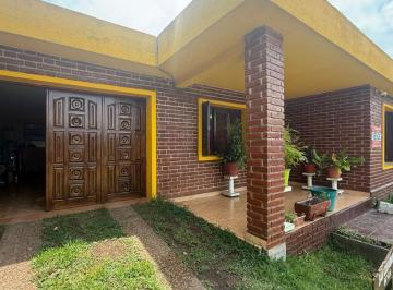 Casa · 109m² · 7 Ambientes · 1 Cochera · Casa en Bialet Massé Vista a Las Sierras