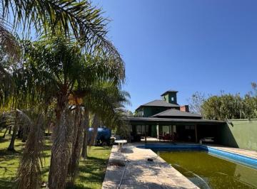 Casa · 12000m² · 2 Dormitorios · 1 Cochera · Casa - Los Talas
