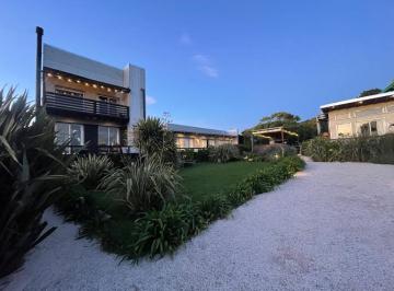 Casa · 40m² · 1 Cochera · Casa en Alquiler en Chapadmalal, General Pueyrredón, Costa Atlántica