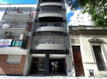 Departamento · 34m² · 1 Ambiente · Amplio 1 Amb con Placard y Aire Acond. Excelente Ubicación!