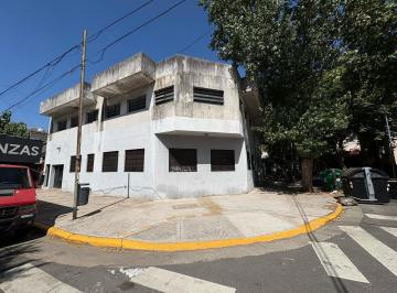 Bodega-Galpón · 190m² · 6 Ambientes · 2 Cocheras · Depósito en Venta