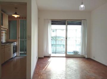 Departamento · 44m² · 3 Ambientes · Departamento 3 Ambientes Al Frente con Balcón en Alquiler