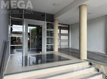 Oficina comercial · 45m² · 3 Ambientes · 1 Cochera · Moreno 70. Oficina de 2 Ambientes!
