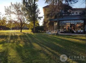 Local comercial · 64m² · 1 Ambiente · 1 Cochera · Local en Venta en Pueblo Caamaño - Pilar