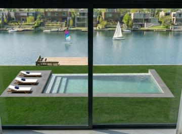 Casa · 906m² · 4 Dormitorios · 2 Cocheras · Casa Al Lago en Venta en Virazon · 4 Dorm. en Suite Escritorio Gimnasio Dependencia