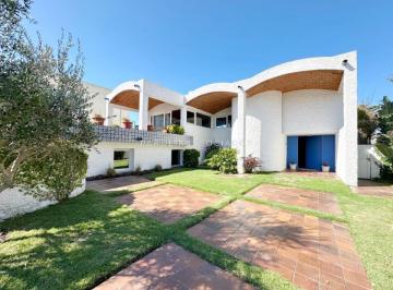 Foto1 · Excelente Casa en Venta de 4 Dorm. Ubicada en Peninsula, Punta del Este.