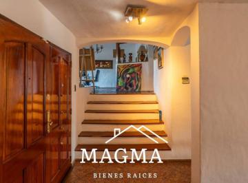Magma Bienes Raices te ofrece esta hermosa casa ubicada en una de las zonas más  · Casa de Categoria en Venta – Urca! 4 Dorm – Pileta!