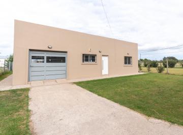 Casa · 130m² · 5 Ambientes · Casa en Venta - 2 Dorm. 4 Baños - La Plata