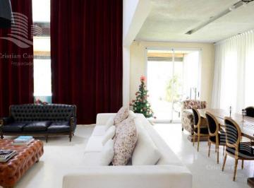 Casa · 280m² · 5 Ambientes · Venta - Casa 5/cinco Ambientes, Jardín, Pileta - Santa Catalina, Villanueva