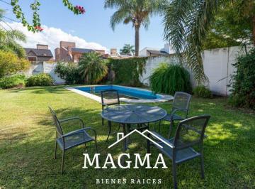Casa de 6 ambientes, Córdoba · Casa en Venta Urca - 4 Dorm. - Pileta