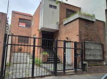 Casa de 7 ambientes, Balvanera · Venta a Refaccionar Casa Terreno Propio 8,79 m X 37 m. Jardin Quincho Parrilla Cocheras