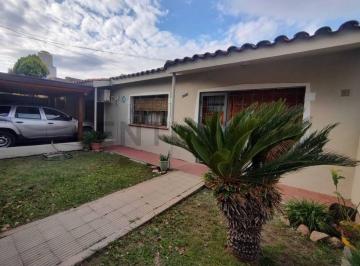 Casa · 207m² · 6 Ambientes · 2 Cocheras · Casa en Venta en Residencial América | 4 Dorm. 2 Baños Garage Patio y Asador