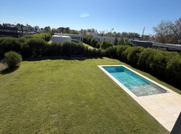 Casa de 8 ambientes, Roldán · Tu Próximo Hogar en Puerto Roldán!