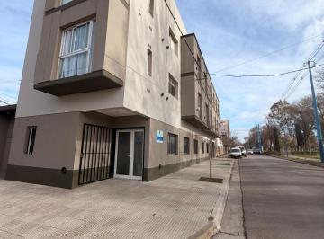 Departamento de 2 ambientes, General Roca · Departamento de 50 m² con 1 Dormitorio en Alquiler en Centro