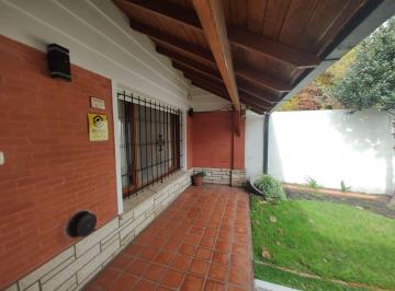 Casa de 5 ambientes, Miramar · Chalet en Miramar